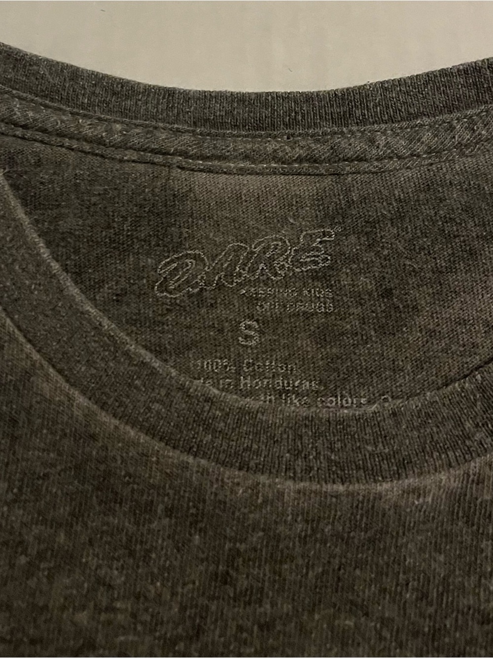 DARE Official Logo Distressed Anti Drug T-Shirt SMALL School Police Education - Picture 7 of 8